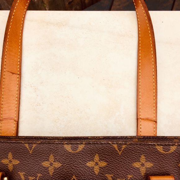 ‘****SOLD***** 95 SPECIAL ADDITION 26 YR OLD LOUIS VUITTON BAG - Picture 2 of 14